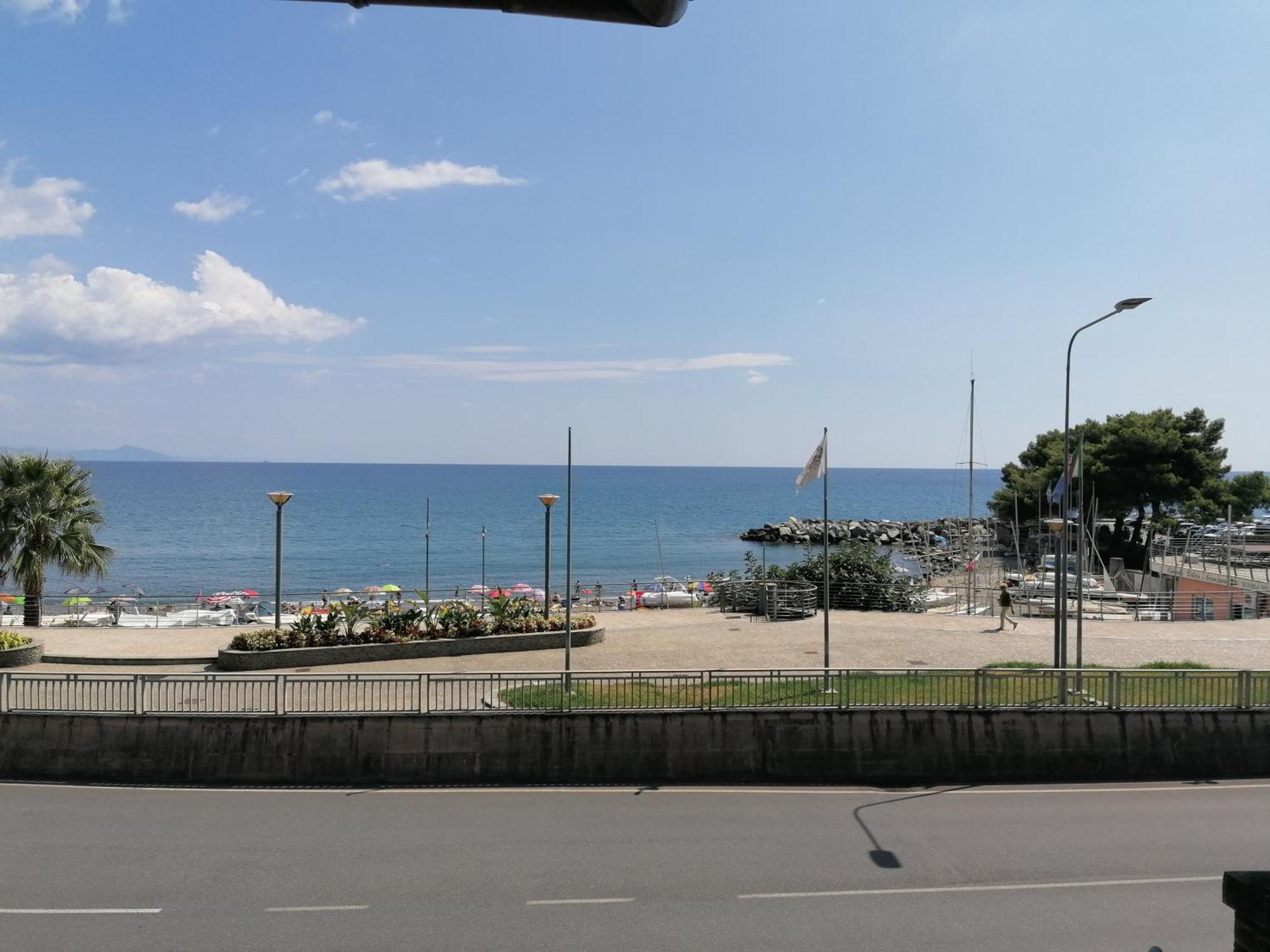 Villa Figoli Suites Arenzano Exterior photo